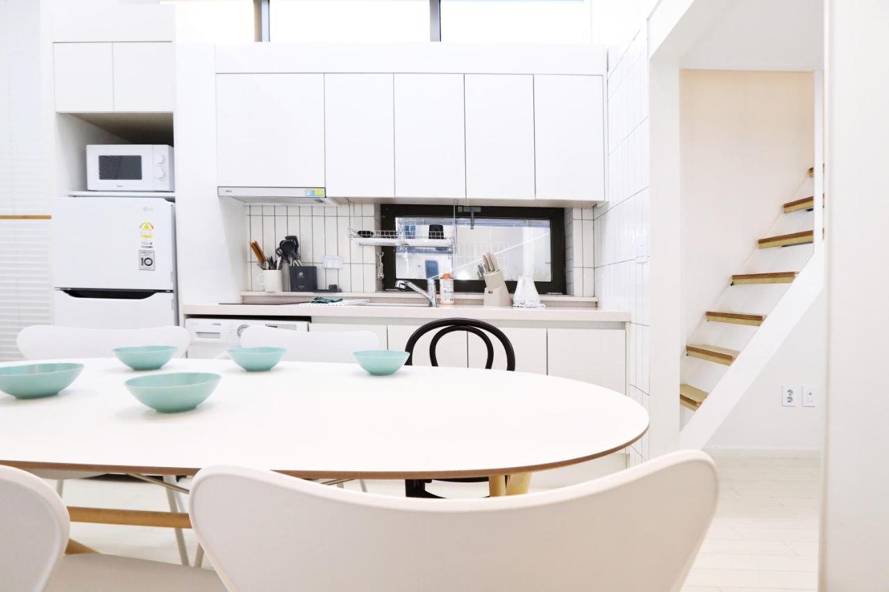 Apartment J Garden Myeongdong Station سيول المظهر الخارجي الصورة