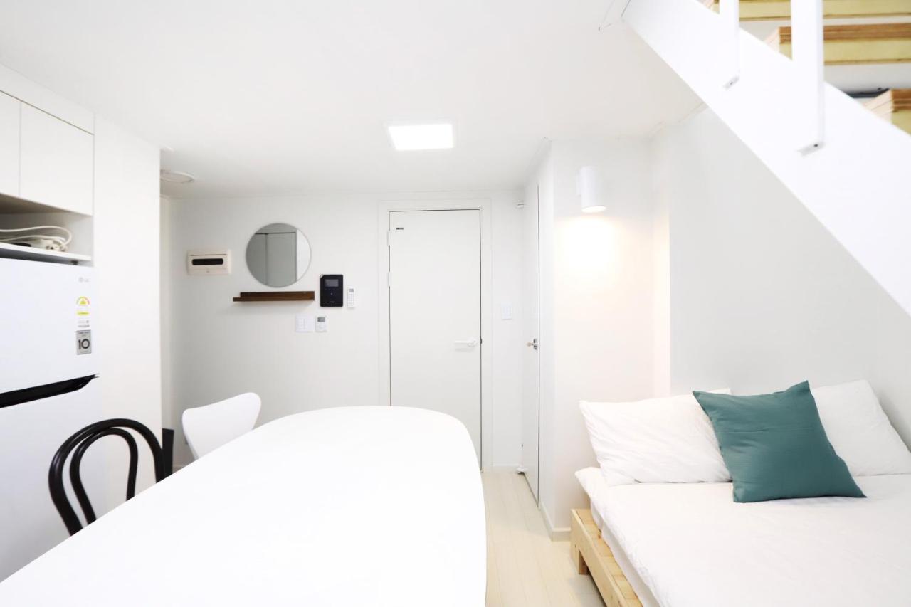Apartment J Garden Myeongdong Station سيول المظهر الخارجي الصورة